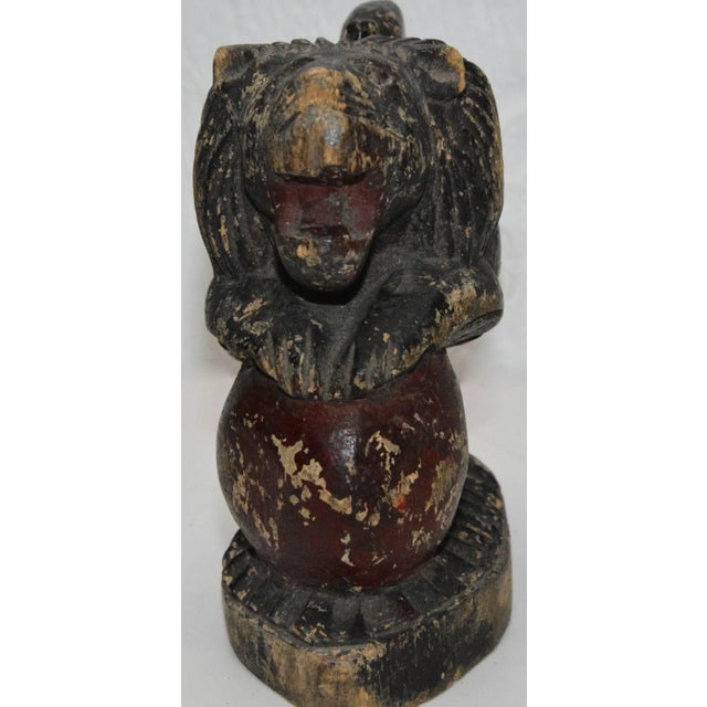 Early 19th Century Antique Wooden Lion on Red Ball Carving For Sale In Nashville - Image 6 of 9