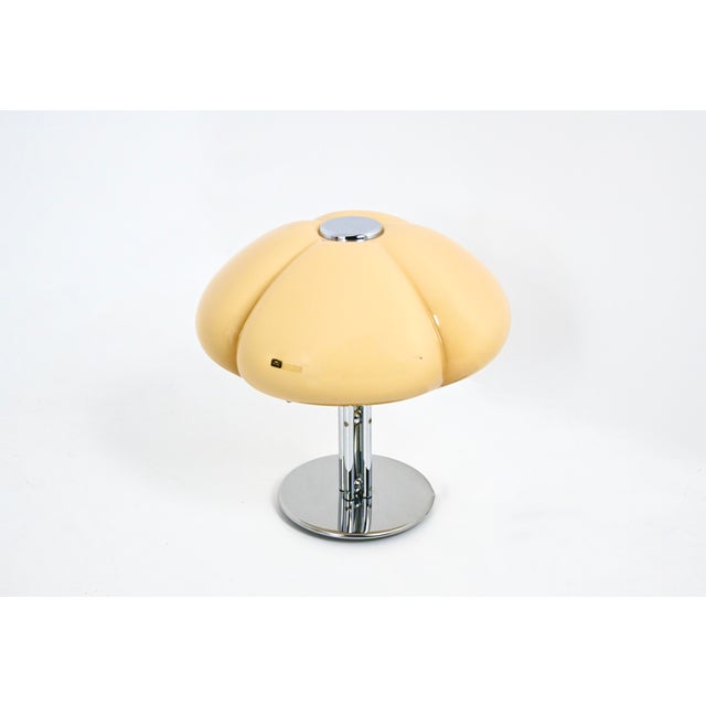 Mid-Century Modern Quadrifoglio Table Lamp by Ufficio Progetti for Guzzini, 1970s For Sale - Image 3 of 14