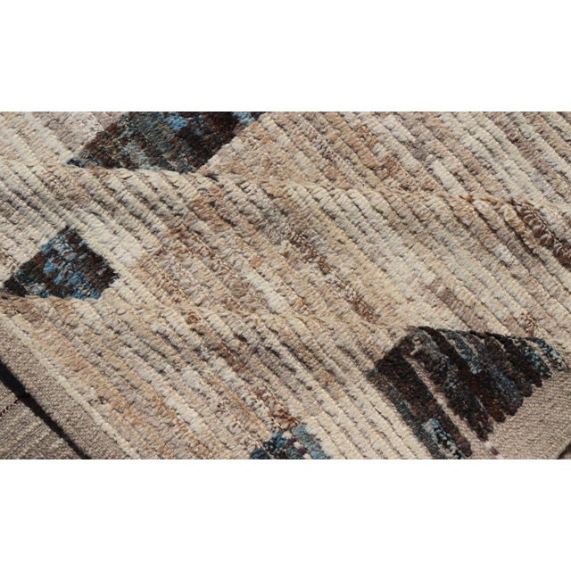 Modern Hand-Knotted Moroccan Rug in Wool With Sub-Geometric Design 9'4 X 12'3 For Sale - Image 11 of 12