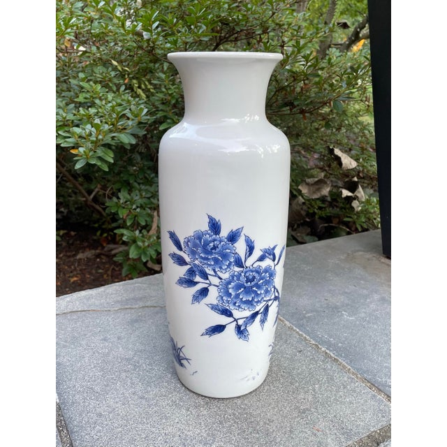 Late 20th Century Vintage Asian Blue & White Porcelain Vase - 14” Tall For Sale - Image 5 of 7