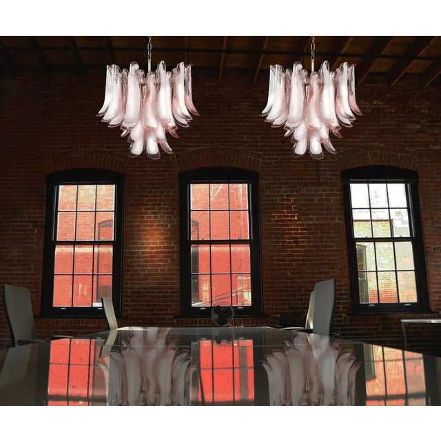 Italian Petals Chandelier in Pink and White Murano For Sale - Image 4 of 15