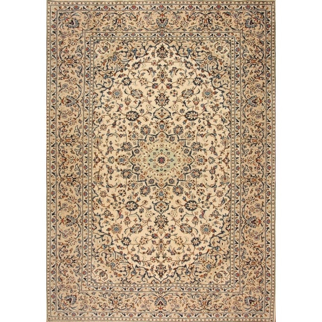 Middle Eastern Rug in Wool For Sale