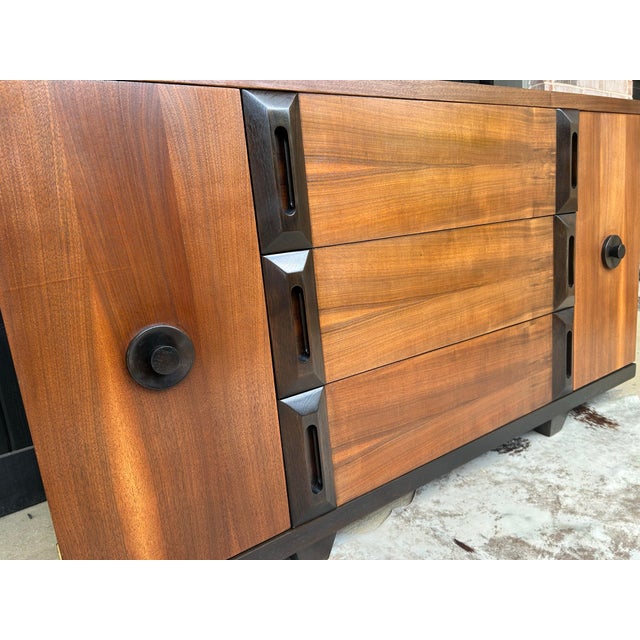 1960s Complete Restoration American of Martinsville Credenza/Buffet For Sale - Image 9 of 9