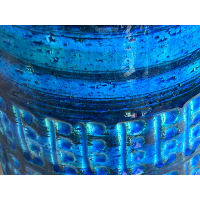 Modern Italian Bitossi Rimini Blue Ceramic Vase, 1960s, Designer Aldo Londi For Sale - Image 3 of 13