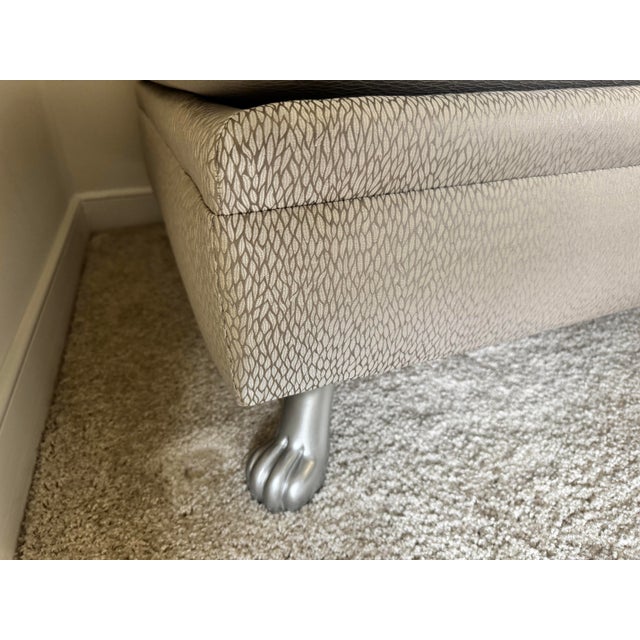 Sofa Silver Leopard Chaise Lounge / Daybed – Hollywood Regency Style – 78.5” Description Beautiful statement chaise...