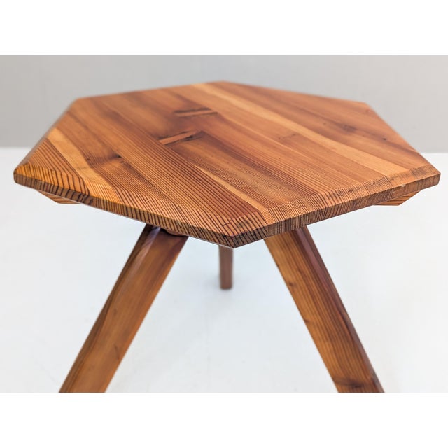 French Hexagonal Pine Side Table in the style of Pierre Chapo, 1970s For Sale - Image 4 of 9