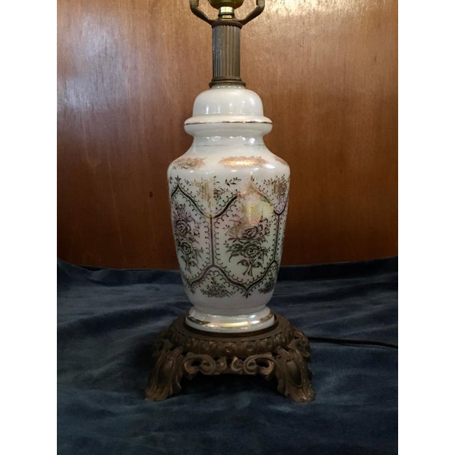 Vintage Mid 20th Century Gold Scrollwork Iridescent Phoenix Glass Table Lamp For Sale - Image 10 of 13
