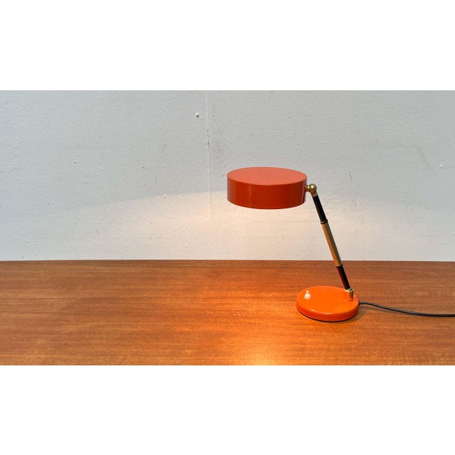 Mid-Century Modern Minimalist Orange Table Lamp, Italy, 1960s For Sale - Image 16 of 18