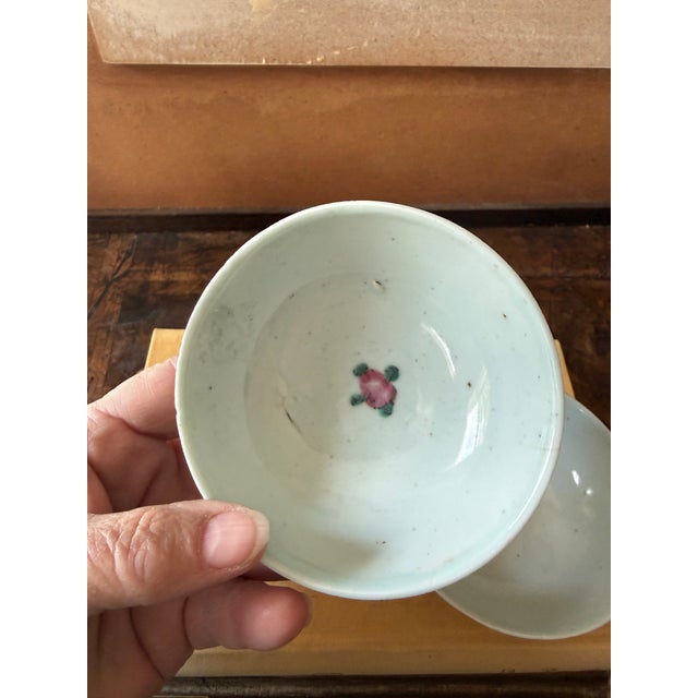 Antique Chinese Famille Rose Porcelain Bowls - Pair For Sale - Image 4 of 12