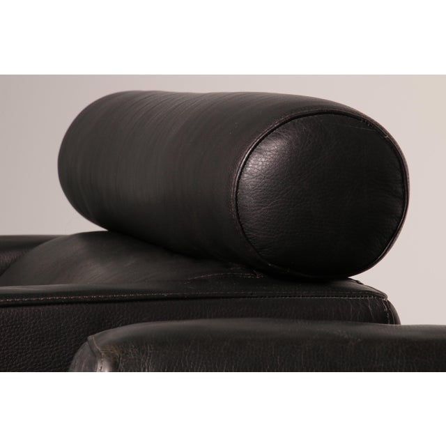 1970s Modern Italian Leather Chairs in Steel by Natuzzi, Italy, 1970, Set of 2 For Sale - Image 5 of 12