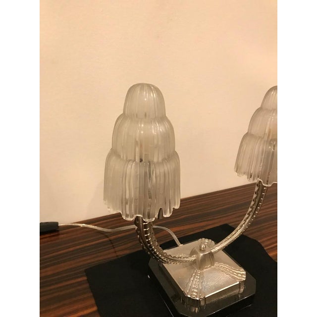 Early 20th Century French Art Deco "Waterfall" Table Lamps Signed by Sabino - a Pair For Sale - Image 5 of 11