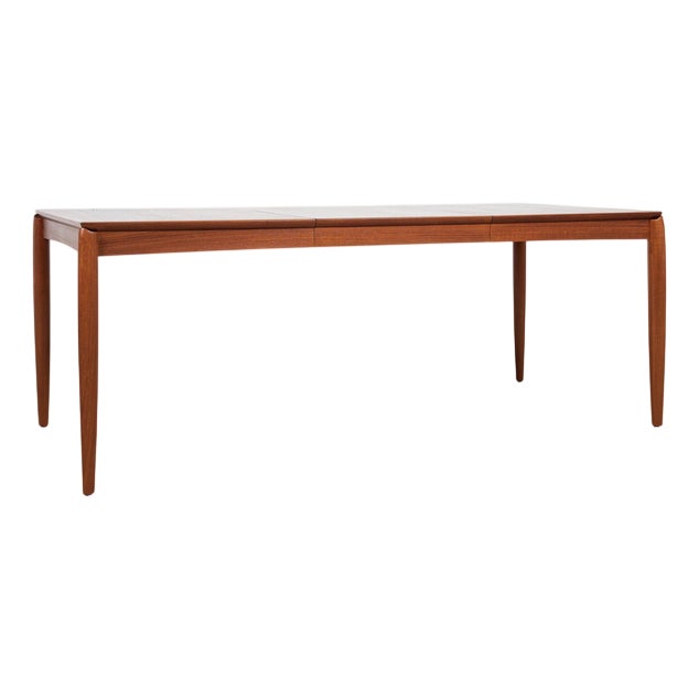 Mid-Century Danish Dining Table in Teak attributed to H.W. Klein for Bramin For Sale