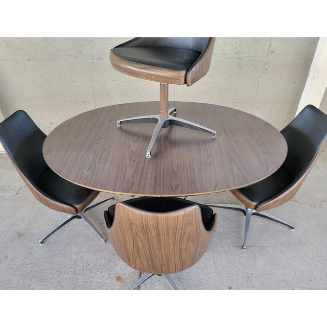Mid-Century Modern Space-Age Mid-Century Modern Dinette / Dinging Set by Virtue Brothers - 5 Pieces For Sale - Image 3 of 18