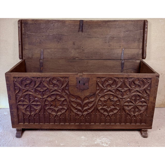 Brown Late 18th Century Spanish Carved Wood Chest with Gothic Decoration, 1880 For Sale - Image 8 of 15