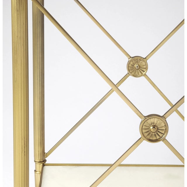 This glamourous end table looks great in any space. Use it next to your favorite chair or in the bedroom as a pair of...