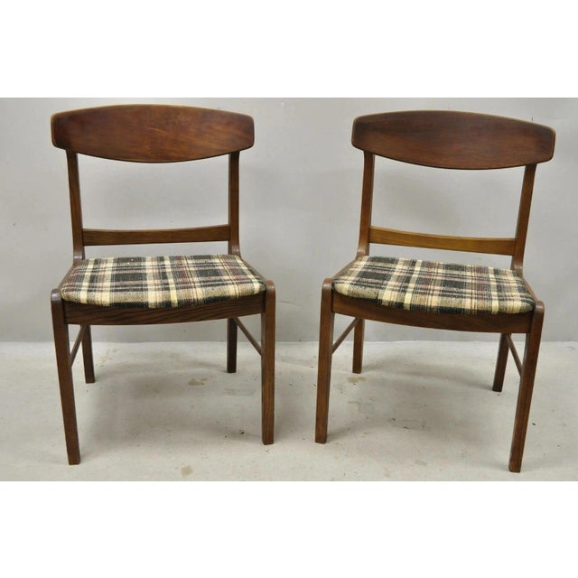 Vintage Mid Century Modern Walnut & Oak Sculptural Curved Back Dining Side Chairs - a Pair. Circa Mid 20th Century....