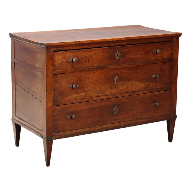 Chest of Drawers in Walnut For Sale