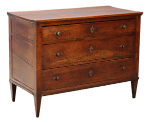 Chest of Drawers in Walnut