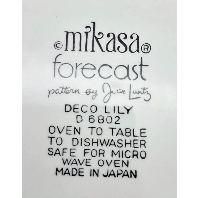 1970s Mikasa "Deco Lily" Stoneware Chop Serving Platter Designed by Joan Luntz For Sale - Image 11 of 11