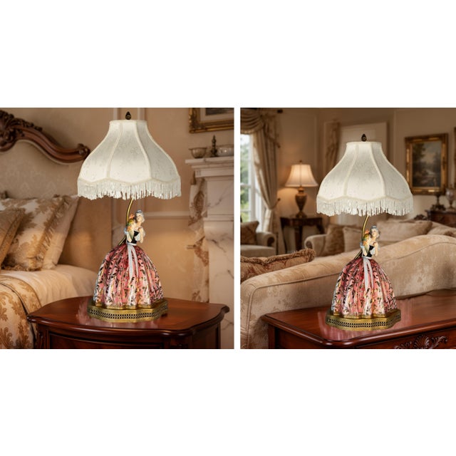 Figurative Bertolotti Capodimonte Signed Arturo Pannunzio Porcelain Rococo Lady With a Parrot Table Lamp For Sale - Image 3 of 18