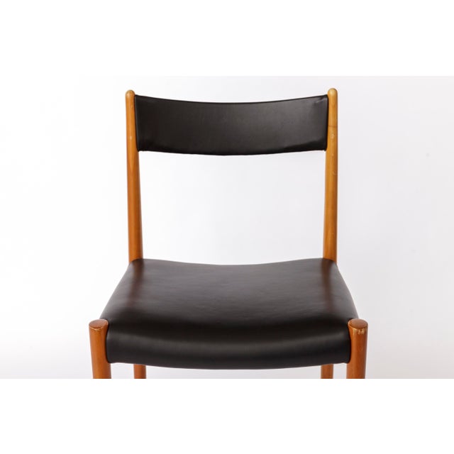 Vintage German Dining Chairs in Beech and Black Faux Leather attributed to Lübke, 1970s, Set of 6 For Sale - Image 4 of 11