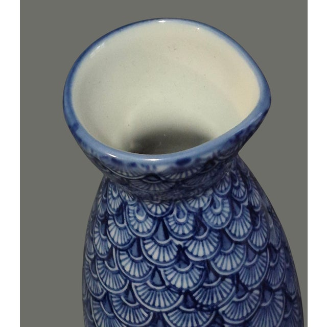 Late 20th Century Vintage Chinese Blue & White Sake Set Carafe & 4 Cups For Sale - Image 5 of 9