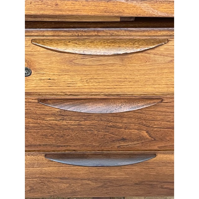 1960s Jens Risom Mid Century Walnut Wood Executive Desk For Sale - Image 12 of 18