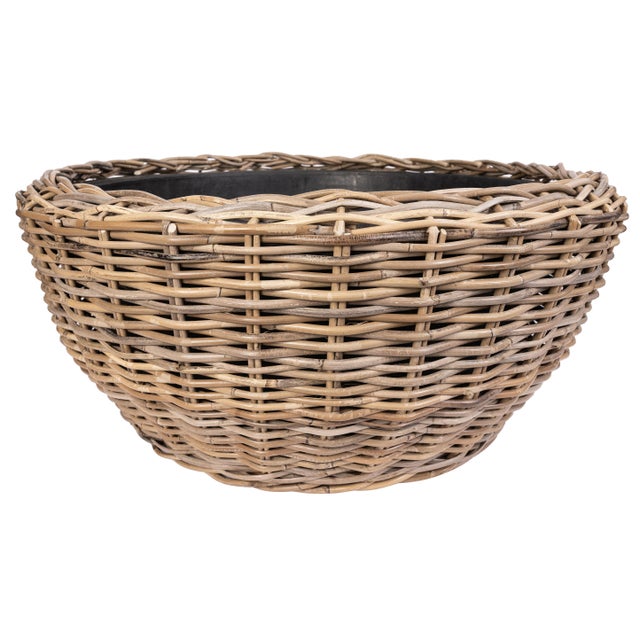 Artifacts Rattan Round Belly Planter with Black Plastic Insert, Natural, 28.50" For Sale In Houston - Image 6 of 12