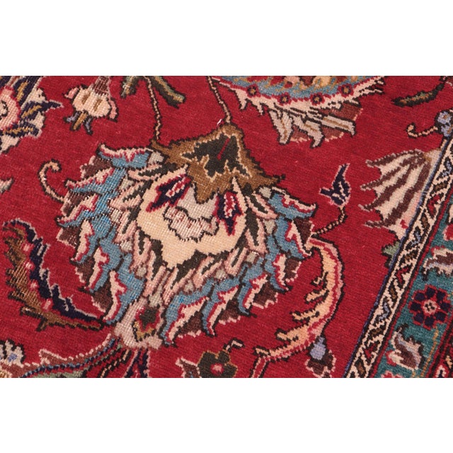1970s Hand-Knotted Wool Area Rug 9.7x12.9 For Sale - Image 5 of 8