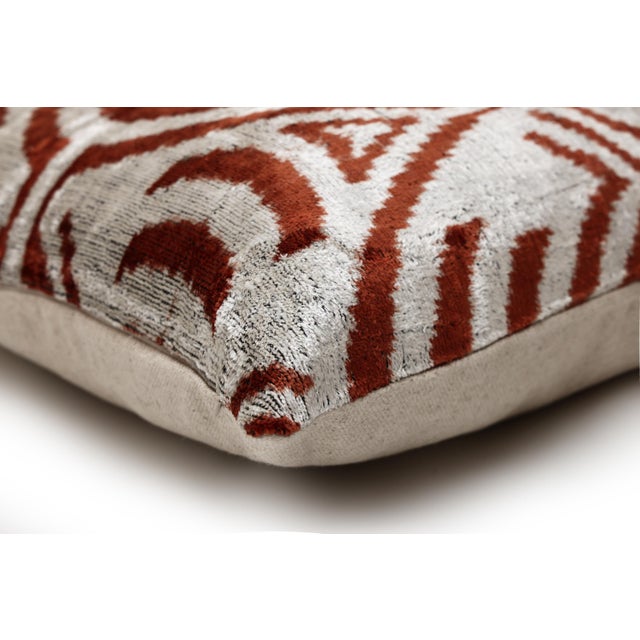 Luxury Handwoven Silk Velvet Ikat Pillow 20x20 Inch – Rust & Ivory For Sale - Image 4 of 8