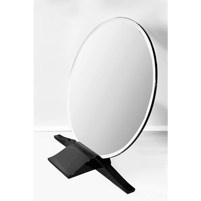 Large standing mirror – very elegant object dimensions: ø 127 cm, height 138 cm base depth 61 cm width 132.5 cm note: a...