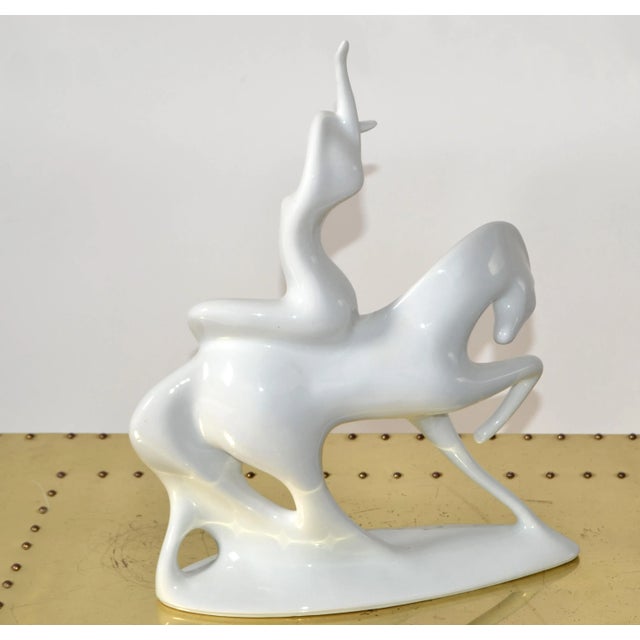 1960s 1960s Jitro Porcelain Statue by Jaroslav Ježek for Royal Dux Bohemia Sculpture For Sale - Image 5 of 12