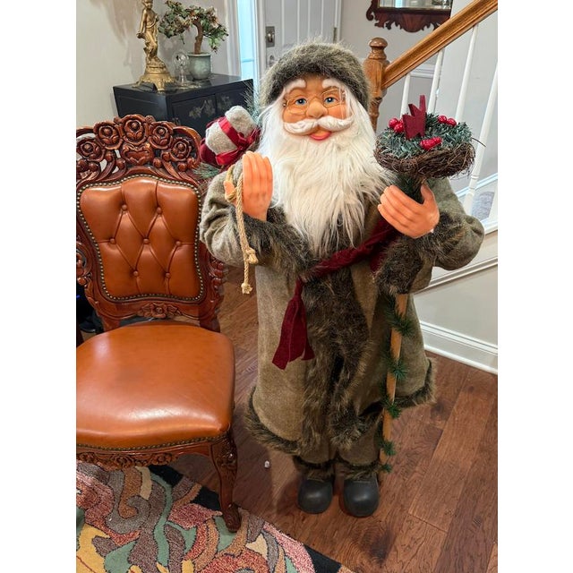 Early 21st Century Northlight 48-Inch Standing Santa Christmas Figure With Bird Nest & Sack of Presents For Sale - Image 5 of 11