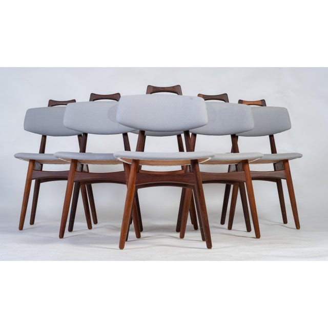 Danish Dining Chairs in Teak by Ib Kofoed Larsen, 1960s, Set of 6 For Sale - Image 9 of 9