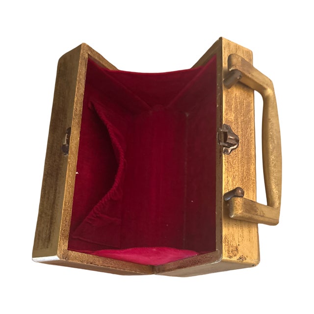 1968 Royal London English Boudoir Box For Sale - Image 4 of 12