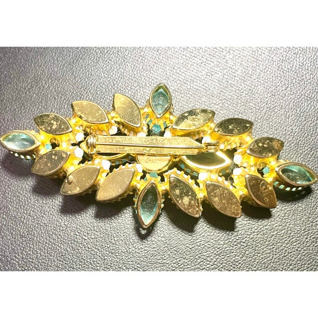 Juliana MCM Jewelry by DeLizza & Elster Styled Milk Glass Cabochon and Aquamarine Navette Brooch For Sale - Image 4 of 4