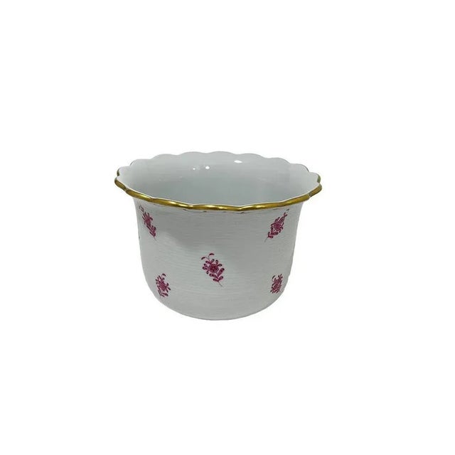 Porcelain Bouquet Apponyi Purple Cachepot from Herend, Hungary, 1960s For Sale - Image 4 of 7