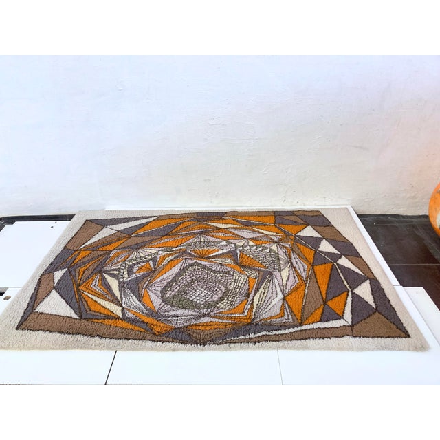 Space Age Op Art Rug in Brown and Orange Tones, 1970s For Sale - Image 6 of 6