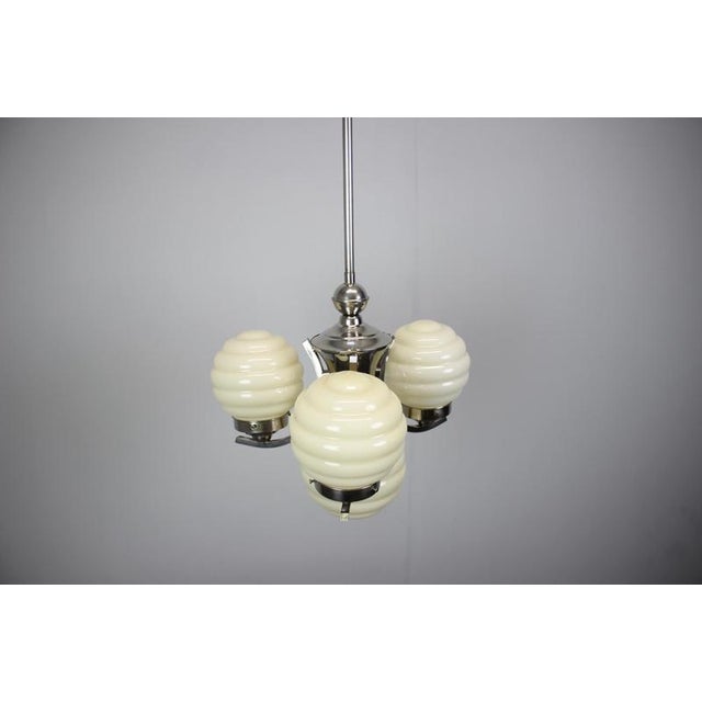 Vintage Art Deco Chrome Chandelier with Champagne Ribbed Glass Globes, 1930s For Sale - Image 9 of 16