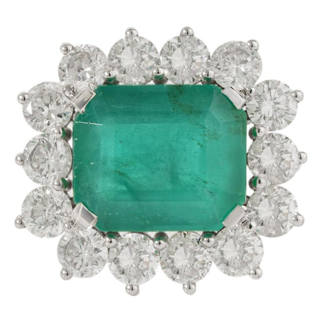Contemporary Empire Style 4.1ct Big Emerald Diamond 14k White Gold Ring Size 4 For Sale