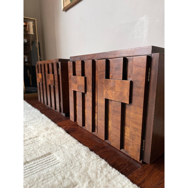 Altavista Lane Vintage 1970s Attributed to Lane Staccato Brutalist Side Tables / Nightstands Pair For Sale - Image 4 of 12