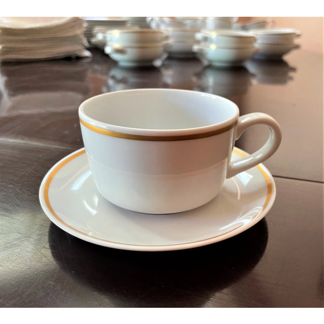 McM: Pan Am Airline's First-Class China Service for Trans-Atlantic Flights - 69 Piece Set For Sale In Austin - Image 6 of 11