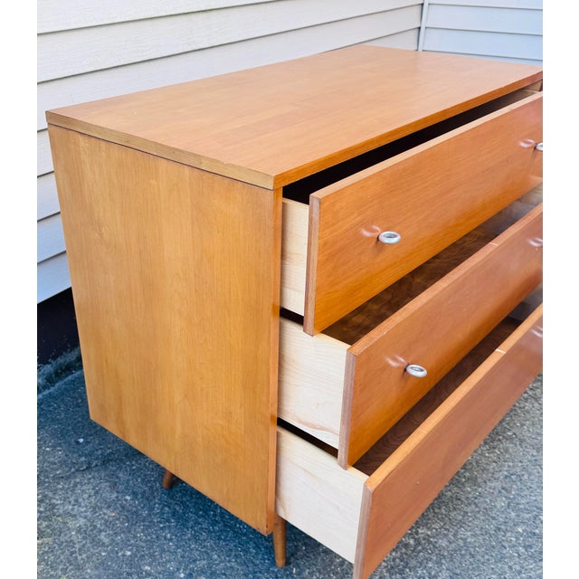 Vintage 1950s Paul McCobb Planner Group Style Maple Wood 3-Drawer Cabinets, a Pair For Sale - Image 11 of 12
