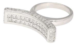 2 Carat Princess Cut Diamond Encrusted Curved Top Overlap Ring in 18K