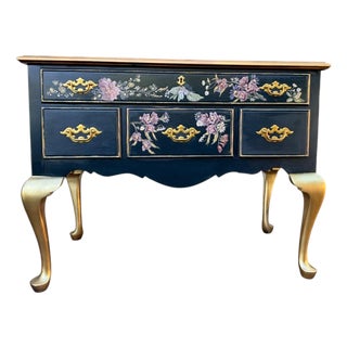 Vintage Statton Americana Hand-Painted Floral Queen Anne Chest of Drawers For Sale