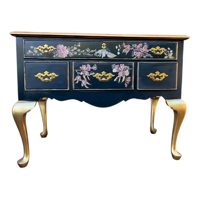 Vintage Statton Americana Hand-Painted Floral Queen Anne Chest of Drawers For Sale
