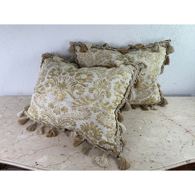 Vintage Handcrafted Italian Fortuny Pillows/a Pair For Sale - Image 10 of 10
