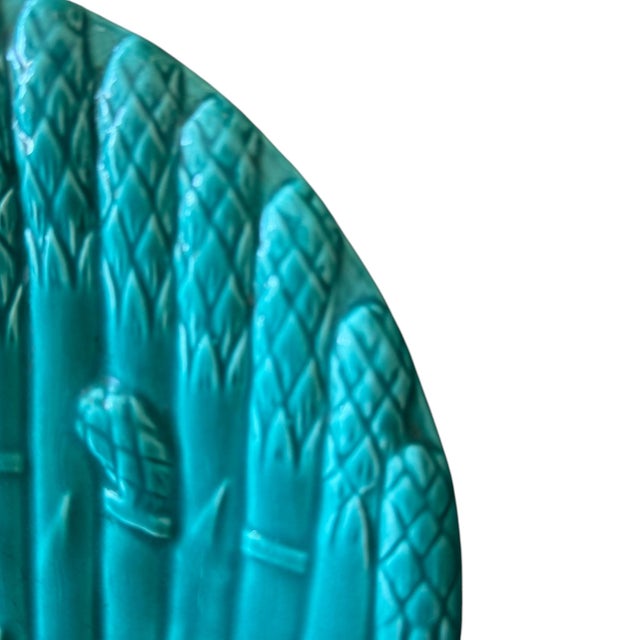 1970s Vintage French Green Majolica Asparagus Plates - 10”, Sold Individually For Sale - Image 5 of 7