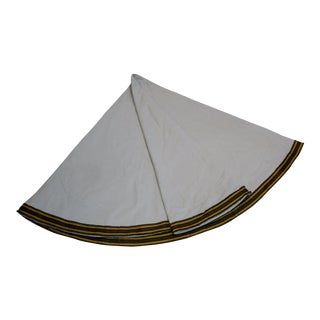 96" Gold Trim Linen Lined Table Cloth For Sale