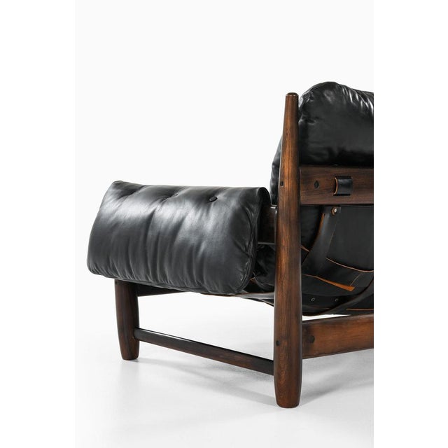 Black Sofa in Ironwood and Leather attributed to Sergio Rodrigues, 1957 For Sale - Image 8 of 10